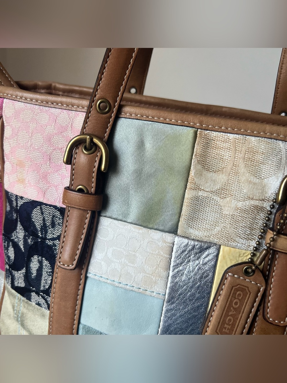 Vintage Coach Holiday Patchwork Gallery Tote / Shoulder Bag - Picture 6 of 7